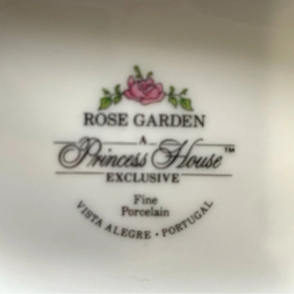Princess House teapot, Rose Garden pattern, excellent condition, vintage